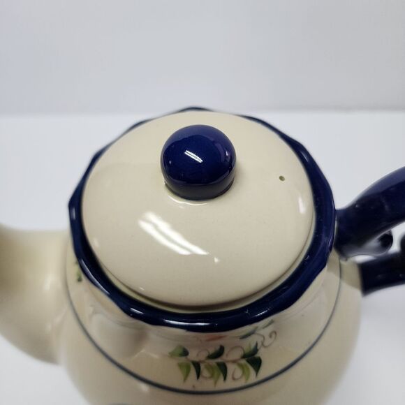 Cracker Barrel Farmhouse Rooster Porcelain Tea Pot - Picture 3 of 9